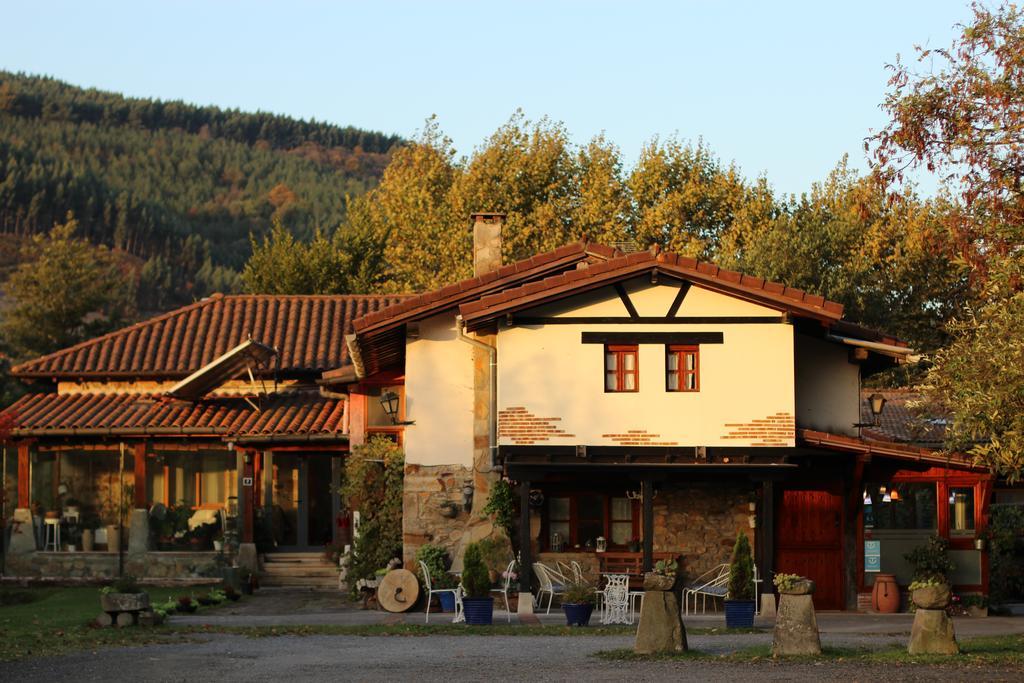 Agroturismo Ibarra Amorebieta-Etxano Exterior photo