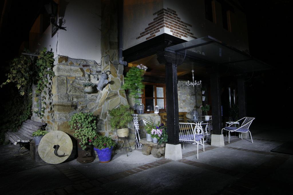 Agroturismo Ibarra Amorebieta-Etxano Exterior photo